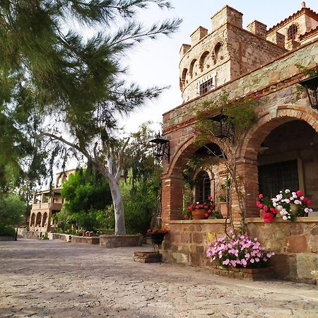 Lesvos Tower House Komninos Sigrion Bagian luar foto