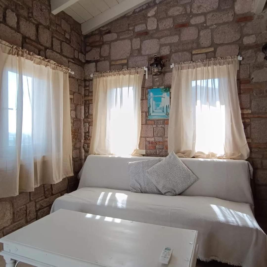 Lesvos Tower House Komninos Sigrion Bagian luar foto