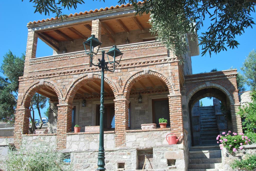 Lesvos Tower House Komninos Sigrion Bagian luar foto