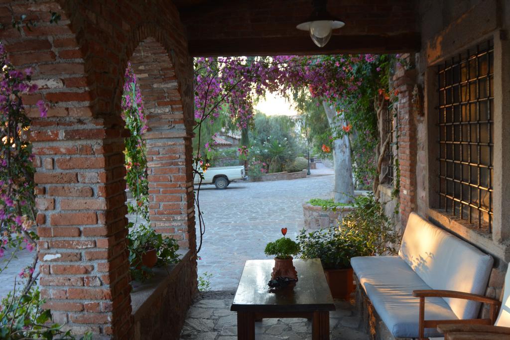 Lesvos Tower House Komninos Sigrion Bagian luar foto