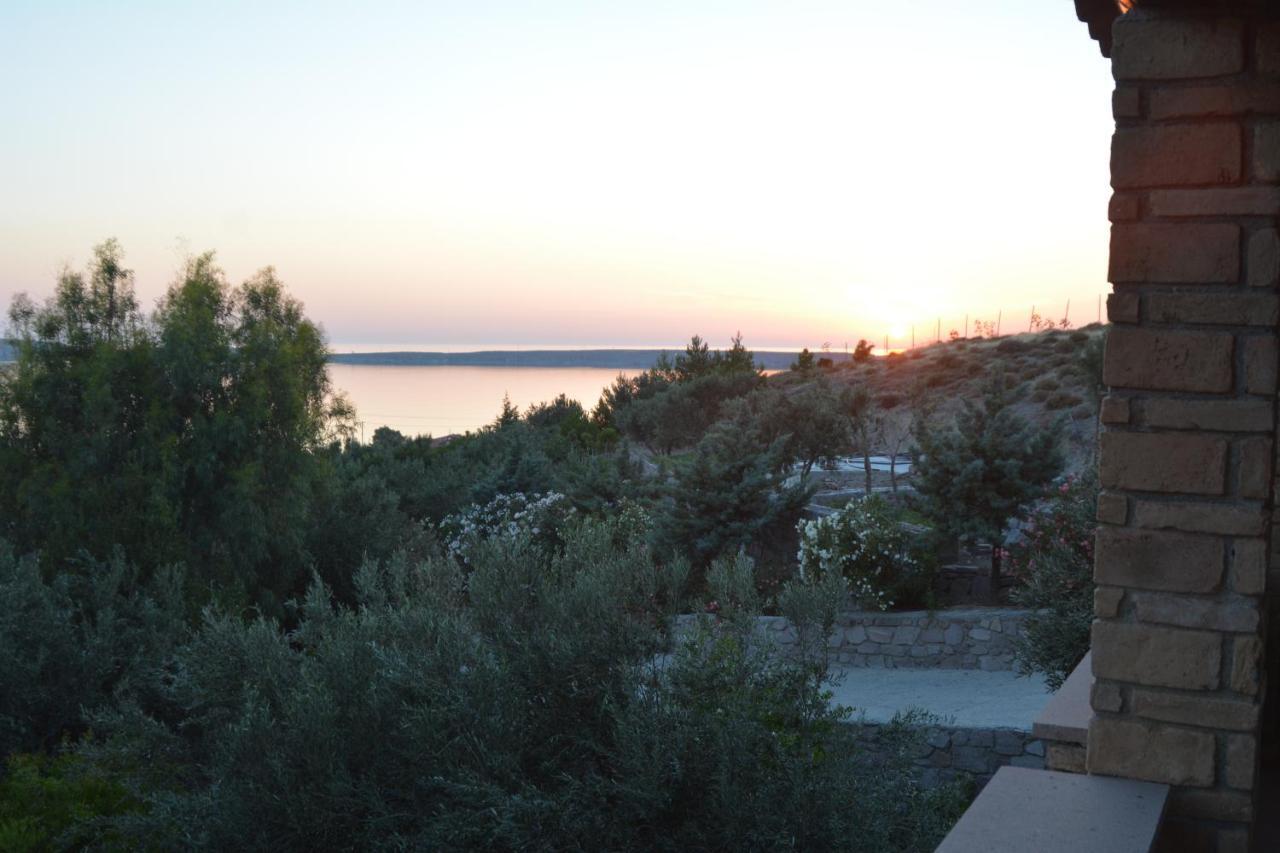 Lesvos Tower House Komninos Sigrion Bagian luar foto
