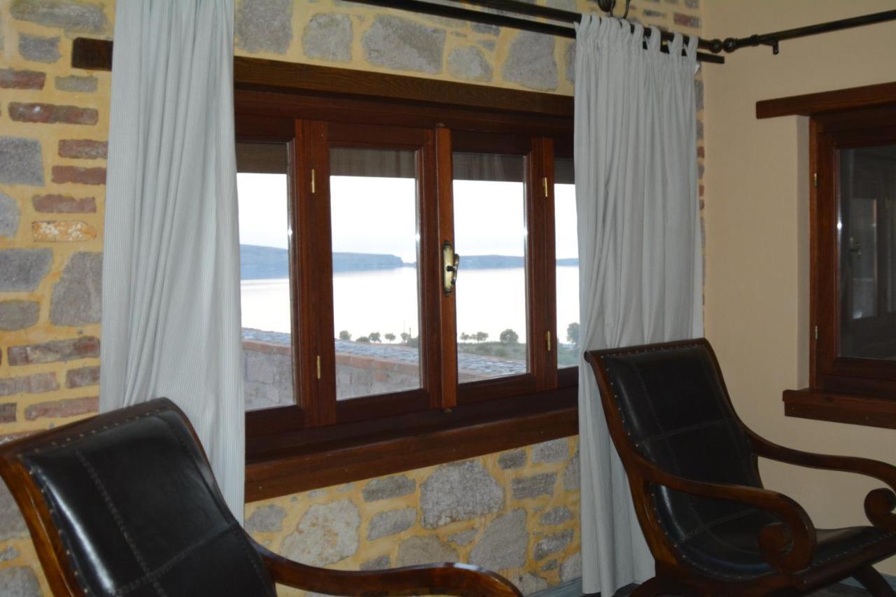 Lesvos Tower House Komninos Sigrion Bagian luar foto